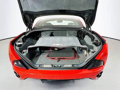 Used 2012 Ferrari California RWD image 26