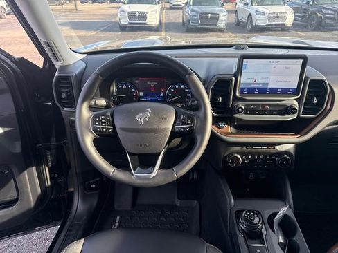 Used 2024 Ford Bronco Sport Outer Banks w/ Tech Package image 15