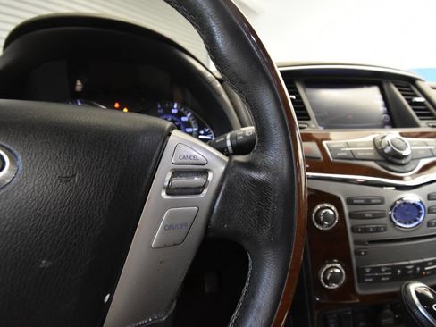 Used 2019 INFINITI QX80 Luxe w/ All-Season Package AWD/4WD image 29