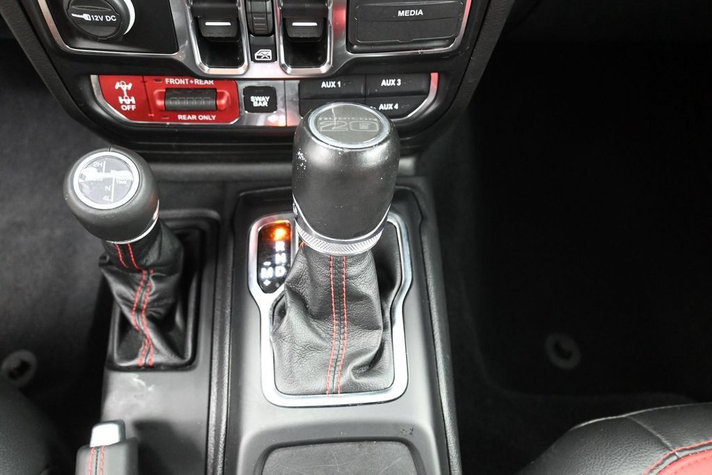 Used 2023 Jeep Wrangler Unlimited Rubicon 4xe AWD/4WD image 26