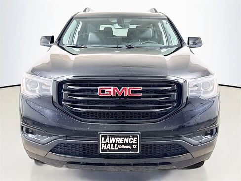 Used 2019 GMC Acadia SLT w/ Black Edition image 2