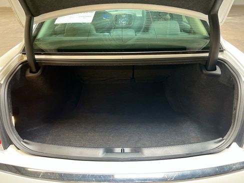 Used 2023 Chrysler 300 Touring RWD image 24