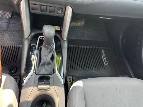 Used 2023 Toyota Corolla Cross AWD Hybrid image 14