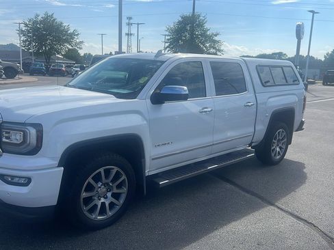 Used 2017 GMC Sierra 1500 Denali AWD/4WD image 12