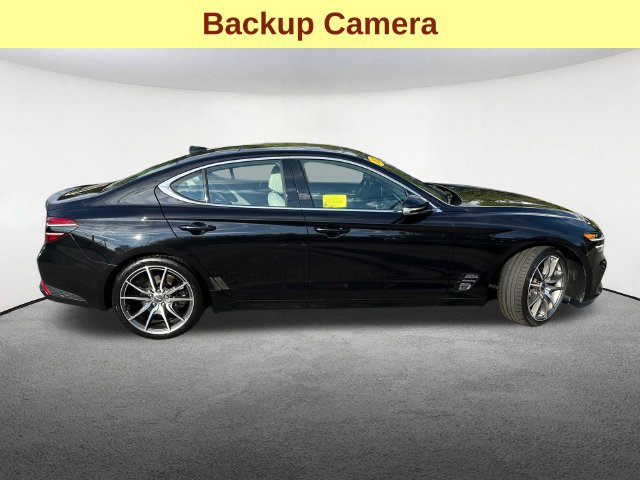 Used 2022 Genesis G70 2.0T w/ Prestige Package RWD image 11