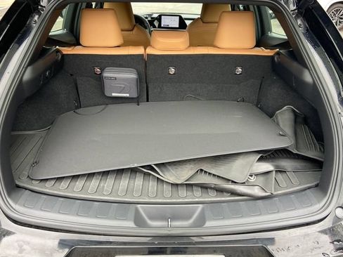 Used 2024 Lexus UX 250h AWD w/ Premium Package image 31