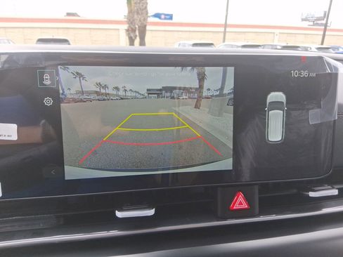 New 2026 Kia Carnival FWD image 12