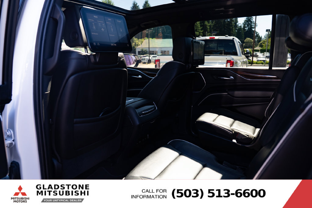 Used 2021 Cadillac Escalade ESV Premium Luxury w/ Performance Package AWD/4WD image 21