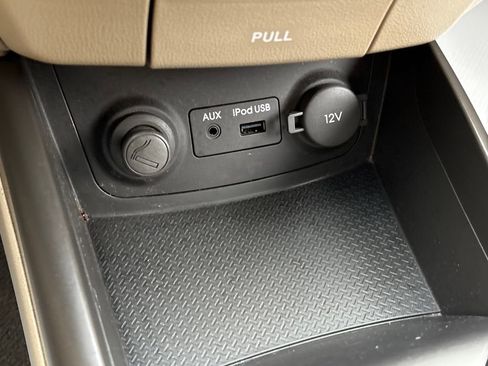 Used 2010 Hyundai Elantra GLS image 15