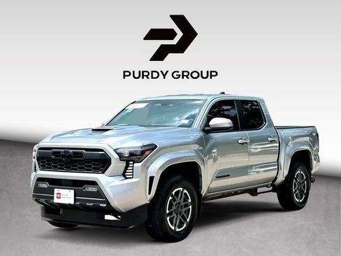 Used 2024 Toyota Tacoma TRD Sport RWD image 4