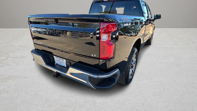 Used 2024 Chevrolet Silverado 1500 LT AWD/4WD image 39