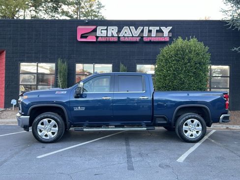 Used 2020 Chevrolet Silverado 2500 LTZ w/ LTZ Texas Edition image 9