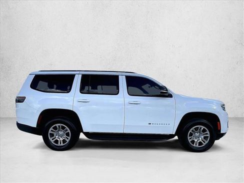 Used 2024 Jeep Wagoneer 2WD image 5