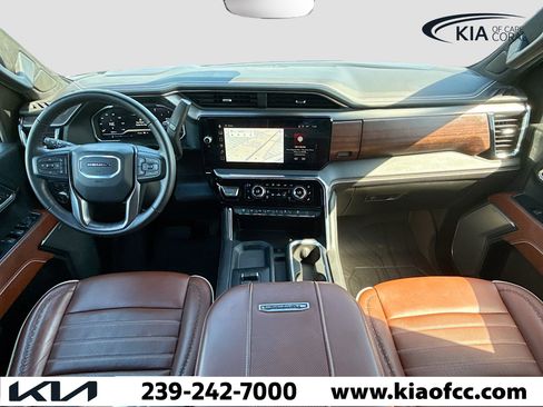 Used 2024 GMC Sierra 3500 Denali Ultimate image 15