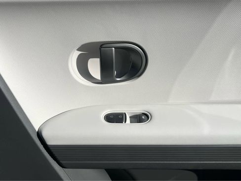 New 2026 Hyundai Ioniq 5 SEL image 19