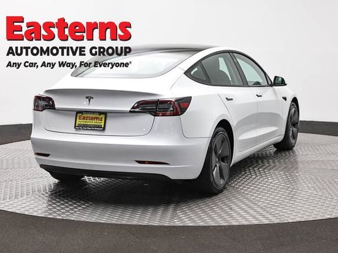 Used 2023 Tesla Model 3 Standard Range RWD image 5