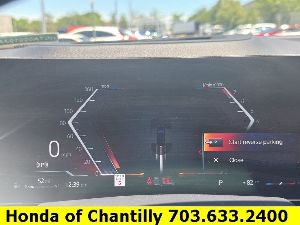 Used 2023 BMW X7 xDrive40i w/ M Sport Package AWD/4WD image 9