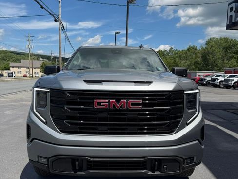 New 2026 GMC Sierra 1500 Elevation AWD/4WD image 2