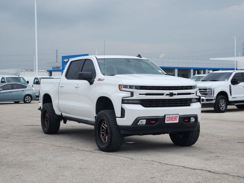 Used 2019 Chevrolet Silverado 1500 RST w/ All-Star Edition AWD/4WD image 3