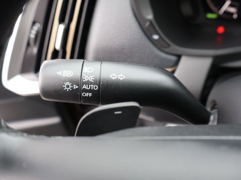 Certified 2024 MAZDA CX-90 Plug-In Hybrid w/ Premium Pkg image 36