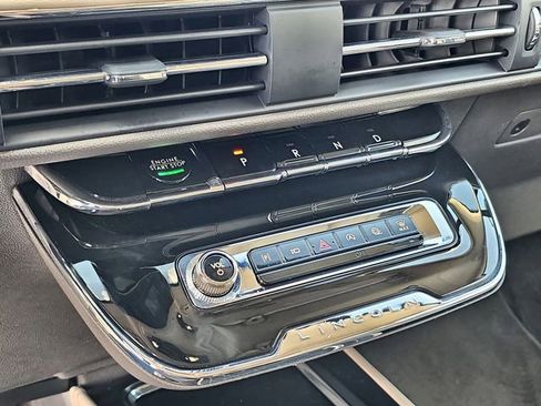 Used 2023 Lincoln Corsair Reserve w/ Equipment Group 201A image 29