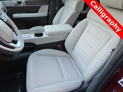 Used 2025 Hyundai Santa Fe Calligraphy image 15