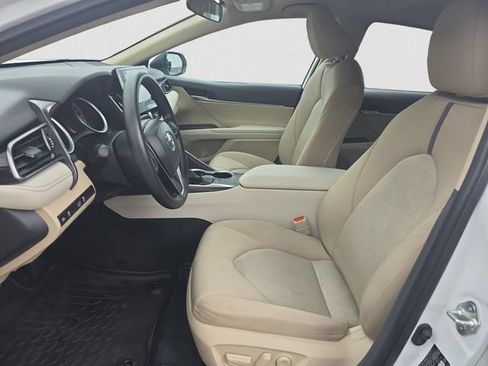 Used 2024 Toyota Camry LE FWD image 9