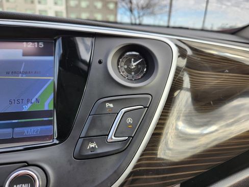 Used 2020 Buick Envision Premium image 28