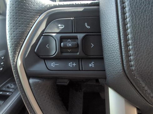 Certified 2026 Toyota 4Runner TRD Off-Road Premium AWD/4WD image 19
