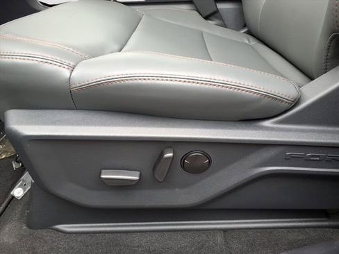 New 2025 Ford Expedition Max Active image 14