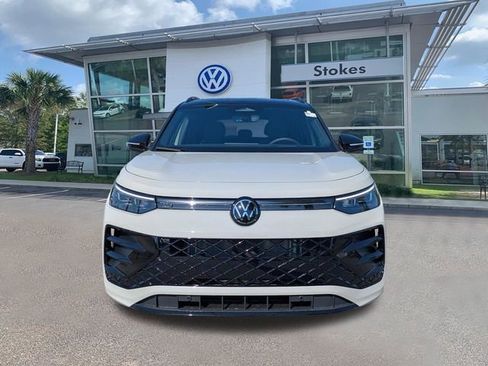 New 2026 Volkswagen Tiguan SE R-Line AWD/4WD image 9