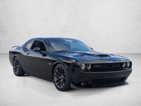 Used 2021 Dodge Challenger R/T Scat Pack image 3