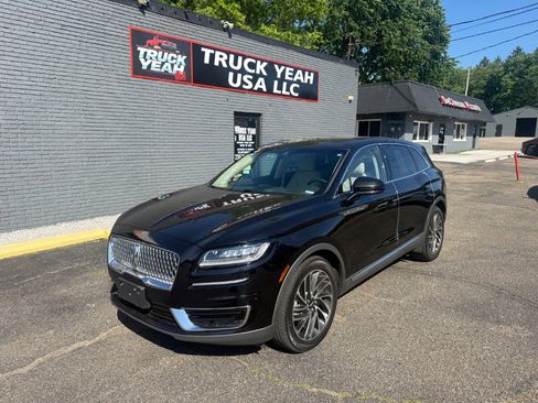 Used 2019 Lincoln Nautilus Select AWD/4WD image 1
