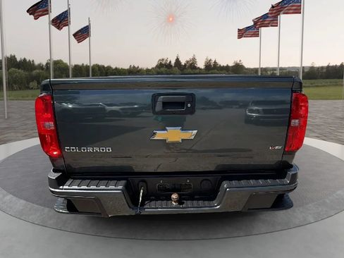 Used 2017 Chevrolet Colorado W/T w/ Custom Special Edition RWD image 6