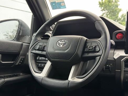 Certified 2025 Toyota 4Runner TRD Off-Road Premium w/ Tow Technology Package AWD/4WD image 36