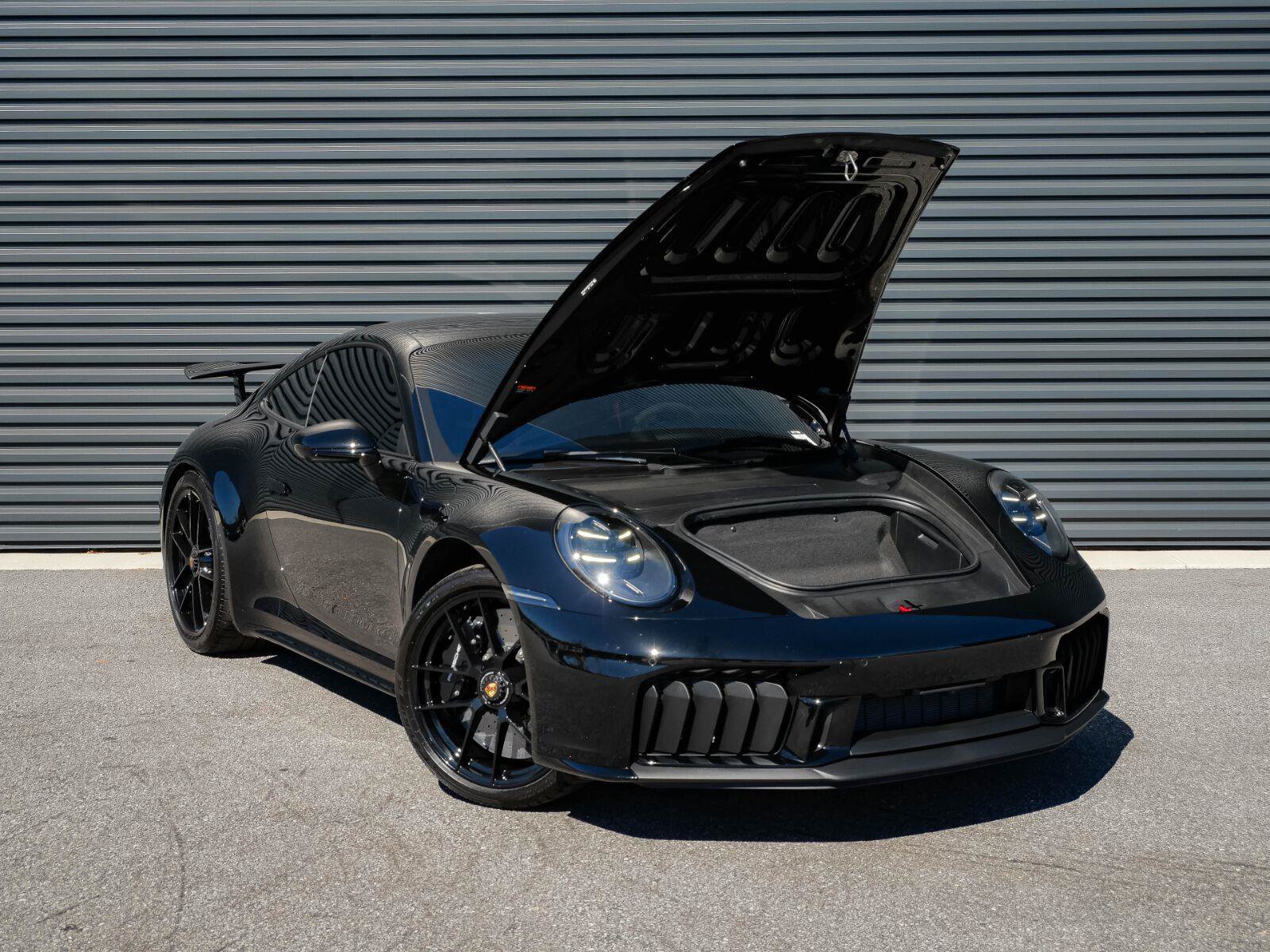 Used 2025 Porsche 911 Carrera 4 GTS AWD/4WD image 26