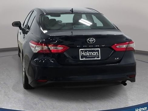 Used 2019 Toyota Camry LE w/ Convenience Package FWD image 7