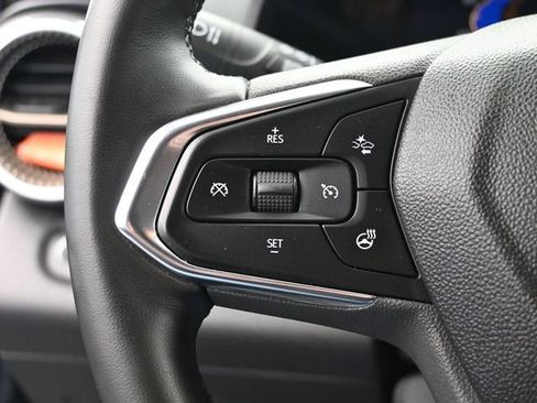 Used 2024 Chevrolet Trax ACTIV w/ Driver Confidence Package image 31