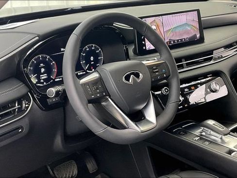 Certified 2026 INFINITI QX60 Luxe w/ Cargo Package AWD/4WD image 18