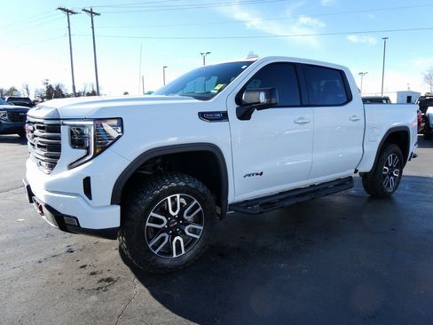 Certified 2024 GMC Sierra 1500 AT4 w/ Technology Package image 10