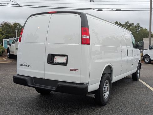 New 2025 GMC Savana 2500 Extended w/ Driver Convenience Package image 5