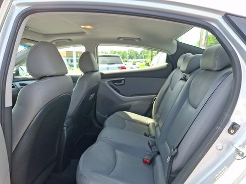 Used 2013 Hyundai Elantra Limited FWD image 10