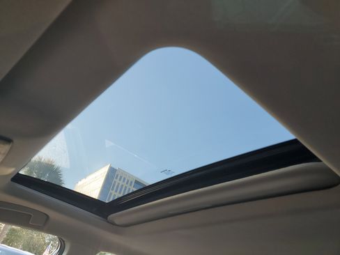 Certified 2023 Nissan Altima 2.5 SR w/ SR Premium Package image 9