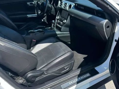Used 2019 Ford Mustang GT Premium RWD image 13