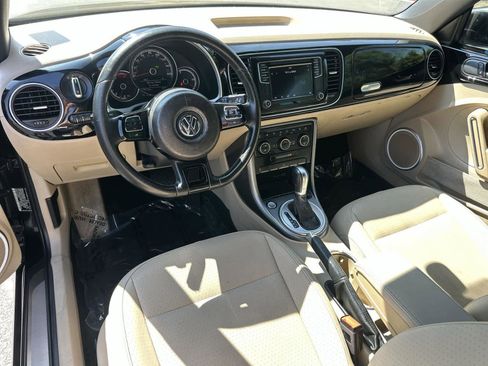 Used 2019 Volkswagen Beetle 2.0T SE image 10