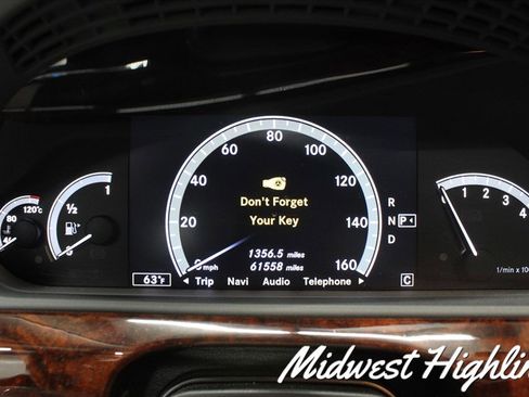 Used 2010 Mercedes-Benz S 550 4MATIC image 24