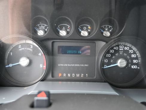 Used 2014 Ford F550 2WD Crew Cab Super Duty image 9