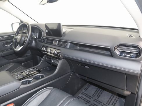 Used 2023 Honda Pilot Elite image 43