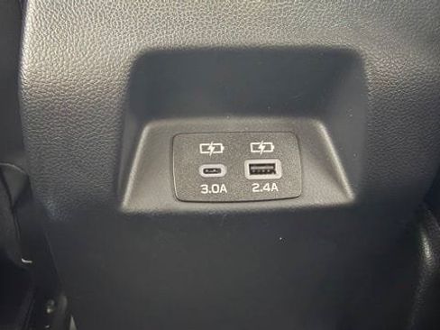 Used 2024 Subaru Crosstrek 2.0i Premium AWD/4WD image 14