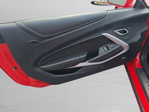 Used 2020 Chevrolet Camaro SS RWD image 18